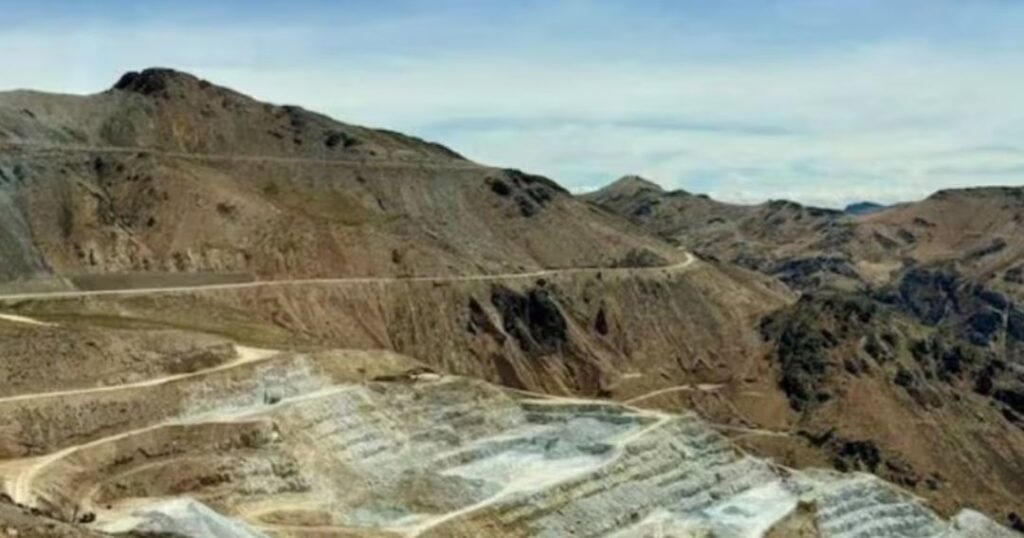 Peru's largest energy firm expects to finish expansion of solar plant in 2026