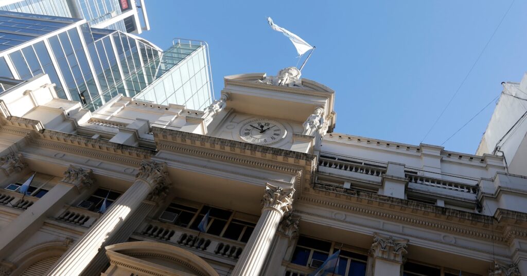 If the IMF credit is excluded, the BCRA's net reserves returned to the level at which the Milei government received them