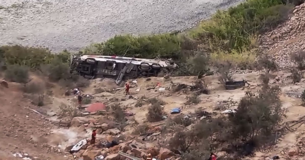Bus accident in southern Peru leaves at least 37 dead and dozens injured