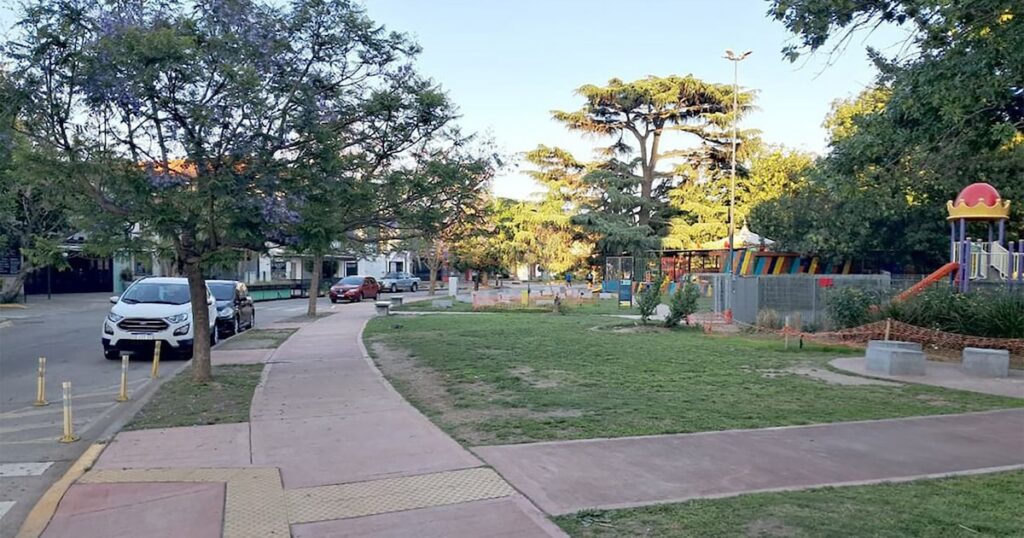 The City Government evicted about 150 manteros in Saavedra