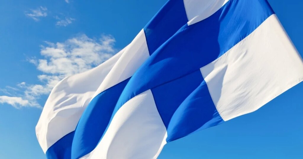 Finland investigates the fall of two unidentified drones in its southern area after an alert