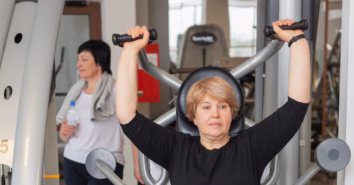 The exercise to eliminate bat wings, the flaccidity that appears in the arms after the age of 50