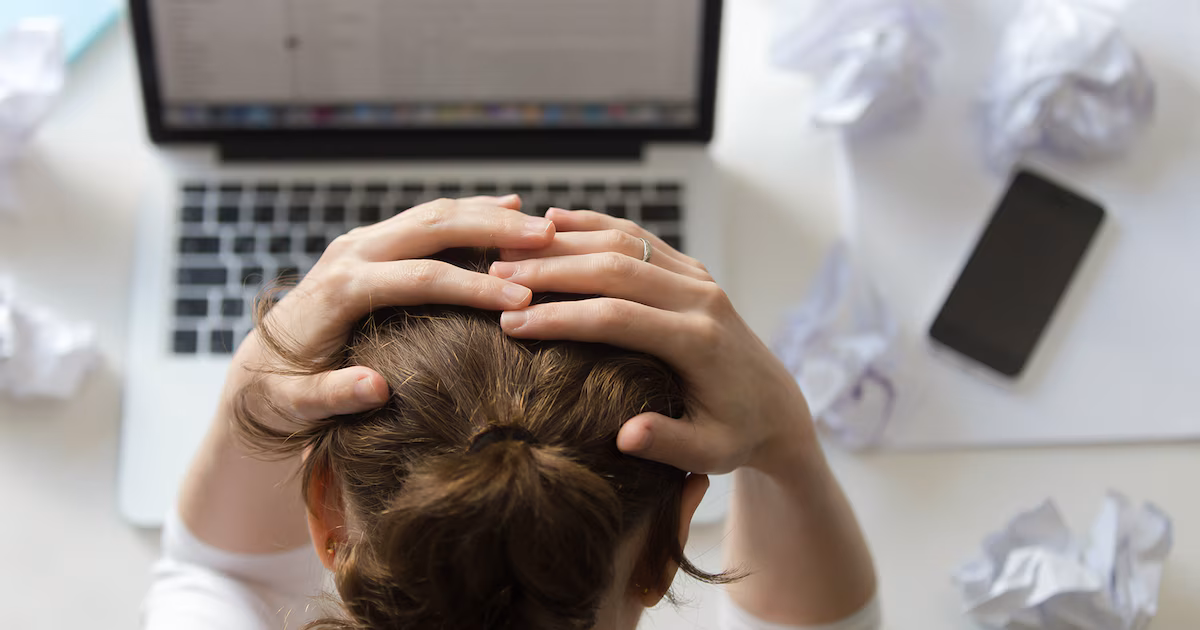 A court declares a worker's change of schedule to the afternoon shift as unjustified and she must be restored to her previous shift