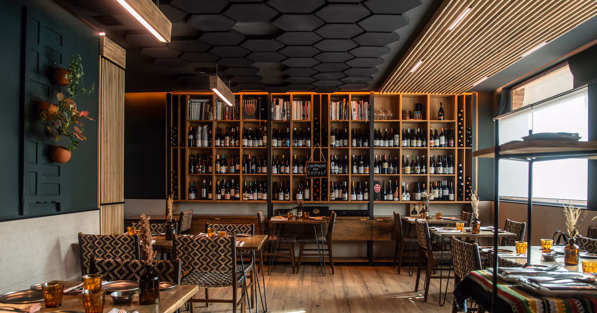 A neighborhood restaurant to eat delicious and different in Madrid: “We cook organic and seasonal vegetables, so neither I nor the customers get bored”