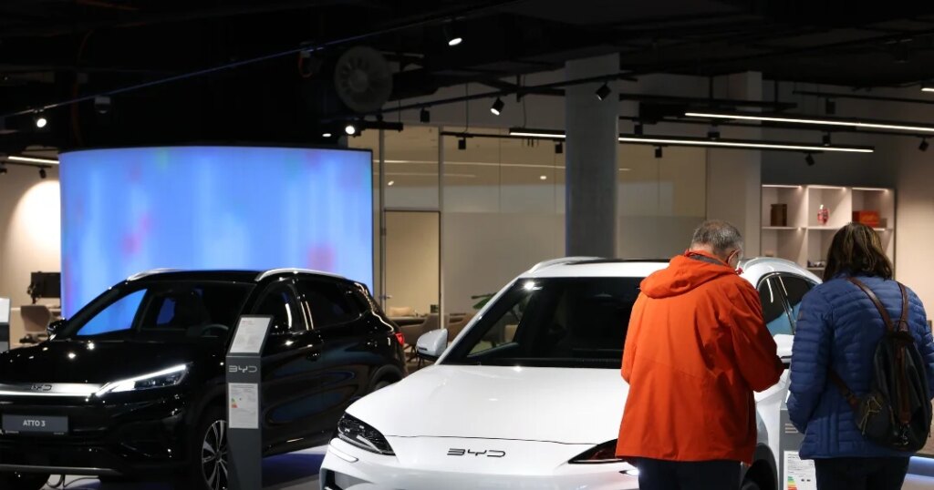 BYD plans to open 20 dealerships in Canada to boost global expansion