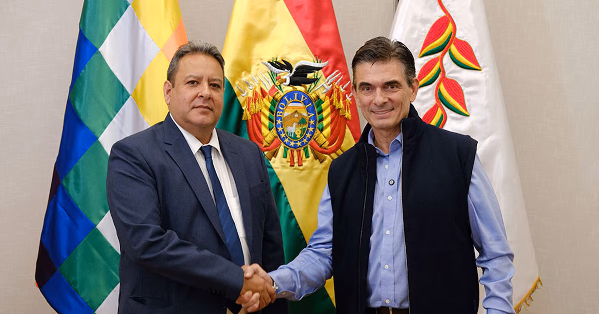 Third president of YPFB in five months: Rodrigo Paz takes over Sebastián Daroca in the middle of the conflict over fuel