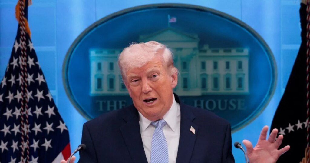 Trump to block Strait of Hormuz after talks with Iran fail