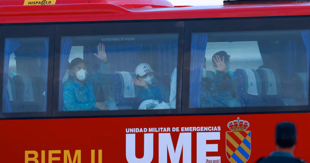 Hantavirus, last minute of the outbreak on the MV Hondius cruise ship, live | Health confirms the positive of a Spanish passenger, while the rest have tested negative