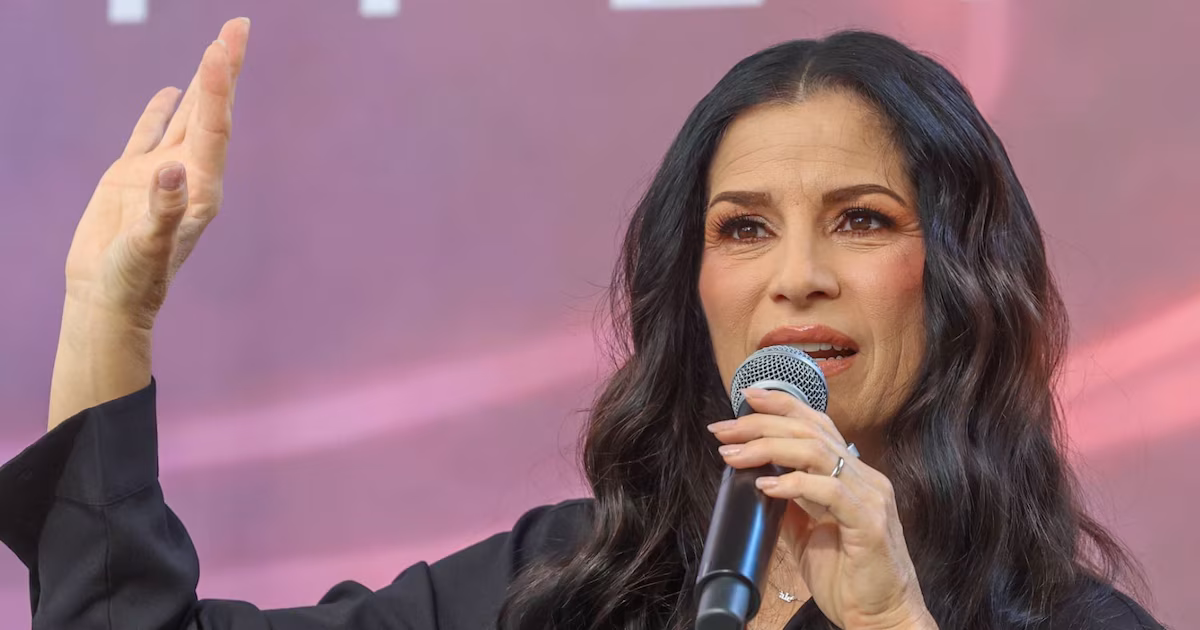 Alessandra Rosaldo reacts to the millionaire fortune of Eugenio Derbez that circulates on the internet: “People may believe that you have that in the bank”