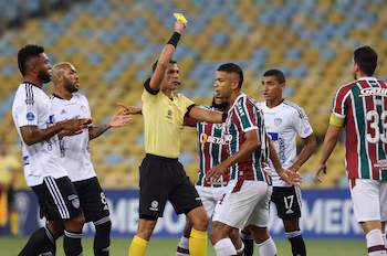 América de Cali referee team vs. Macará-credit Sergio Moraes/REUTERS