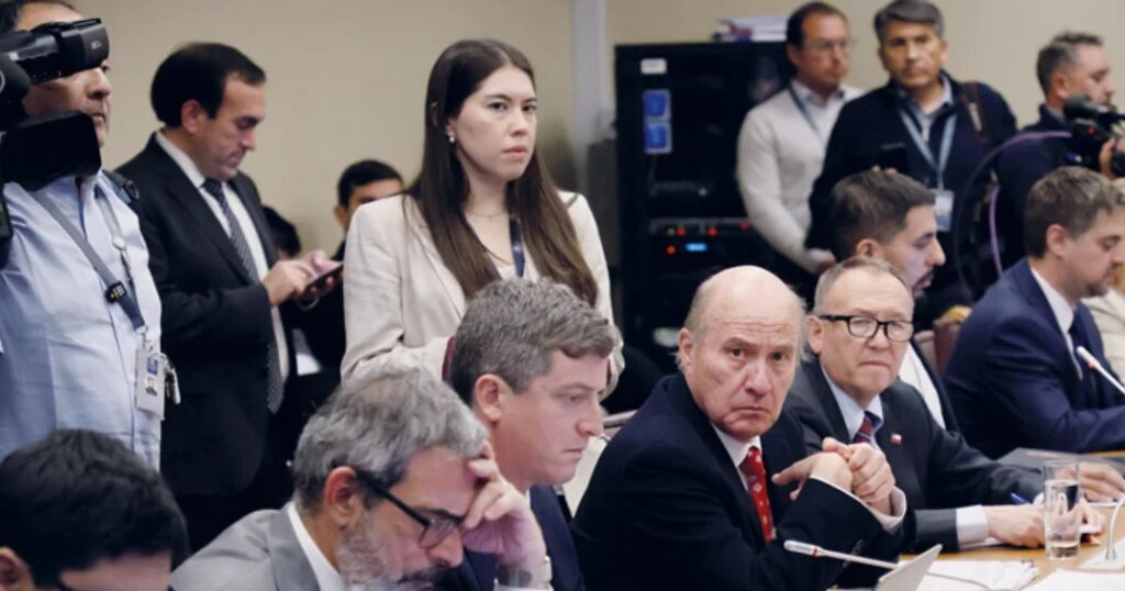 Chile's Finance Commission approves corporate tax law