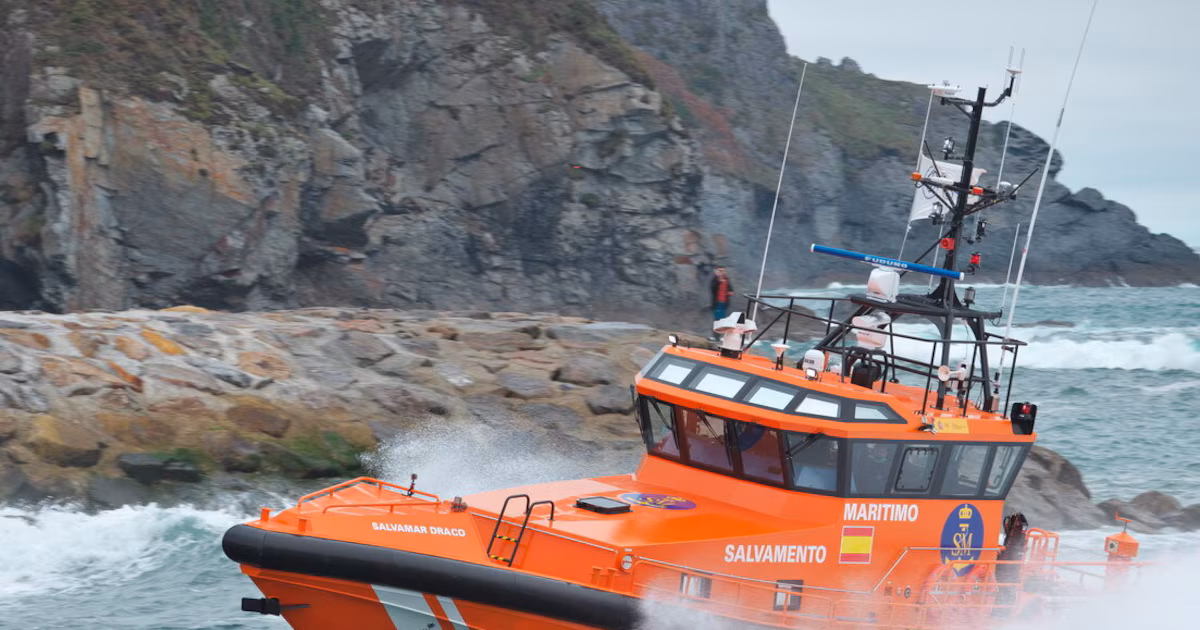 Maritime Rescue rescues 97 migrants near the coast of El Hierro: there are 20 minors, including babies