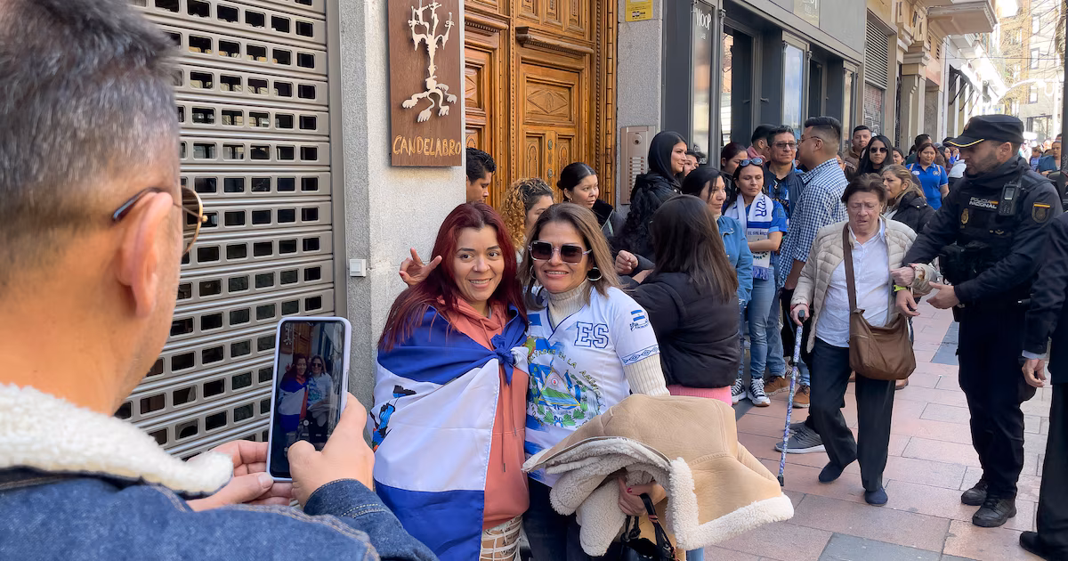 Political Commission supports creation of legislative representation for the Salvadoran diaspora