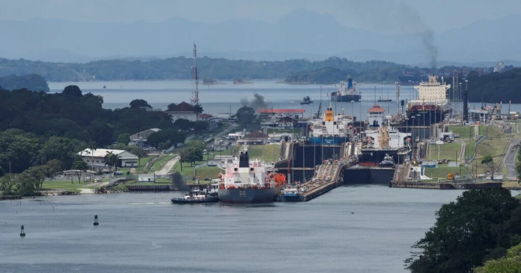 The Panama Canal evaluates water limits to mitigate the impact of El Niño